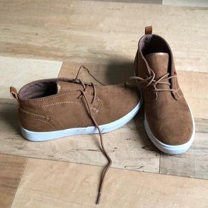 Boys Cat & Jack Camel shoes